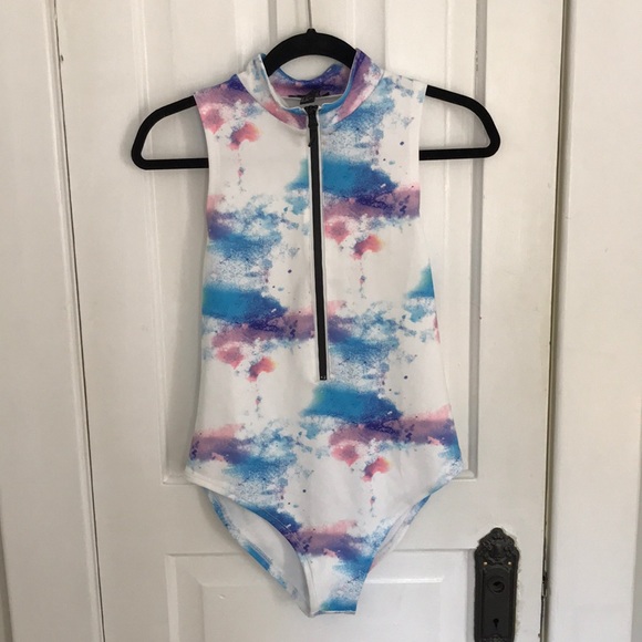 7 Bodysuit - Picture 1 of 3